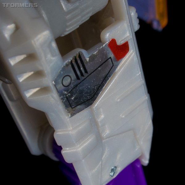 TFormers Gallery   Siege On Cybertron Tidal Wave 018 (18 of 124)